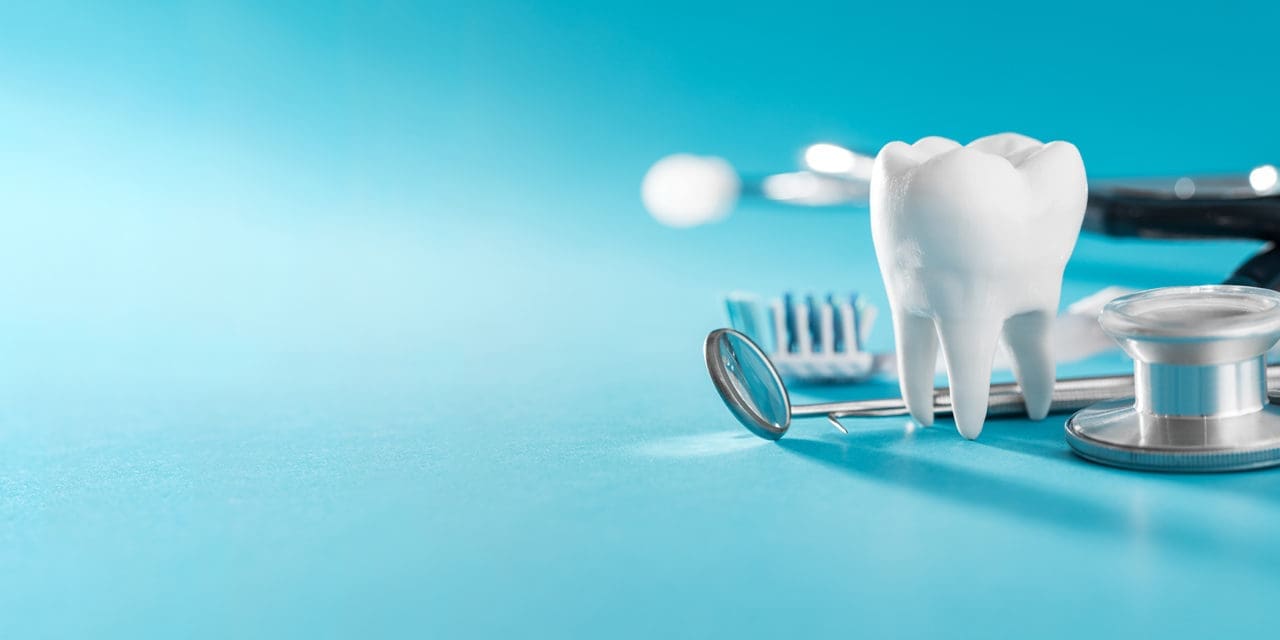 https://www.liendodontics.com/wp-content/uploads/2020/08/AdobeStock_207766668-1280x640.jpg